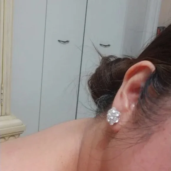 7ct total moissanite earrings 3.5ct each earring - Picture 8 of 10